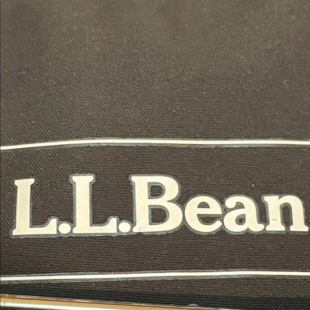 L.L. Bean Classic Black Hooded Jacket. 2X - Picture 2 of 4